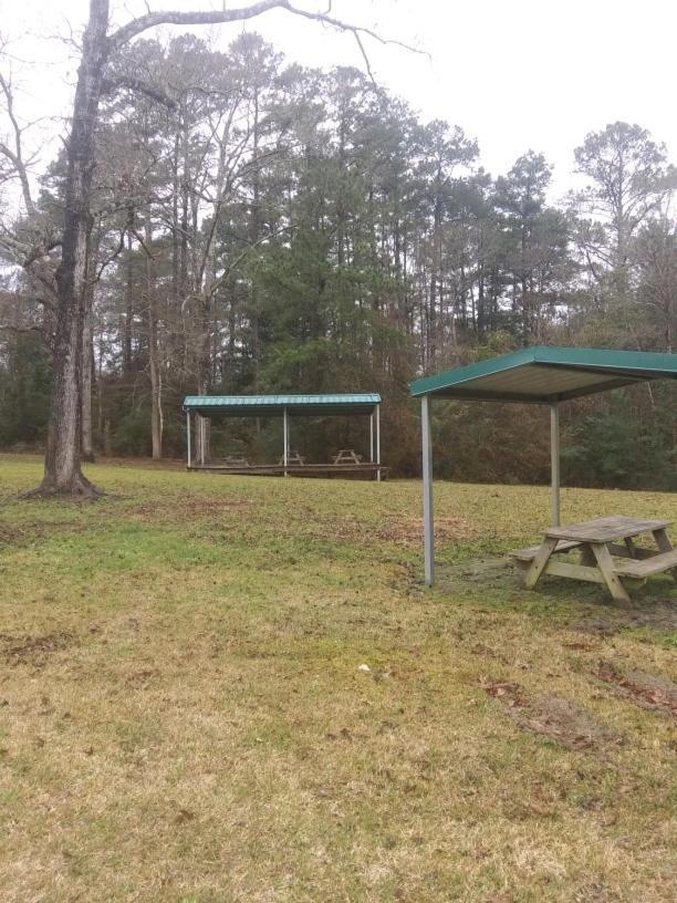 Whispering Creek Lodging & Rv Resort Newton Exterior foto